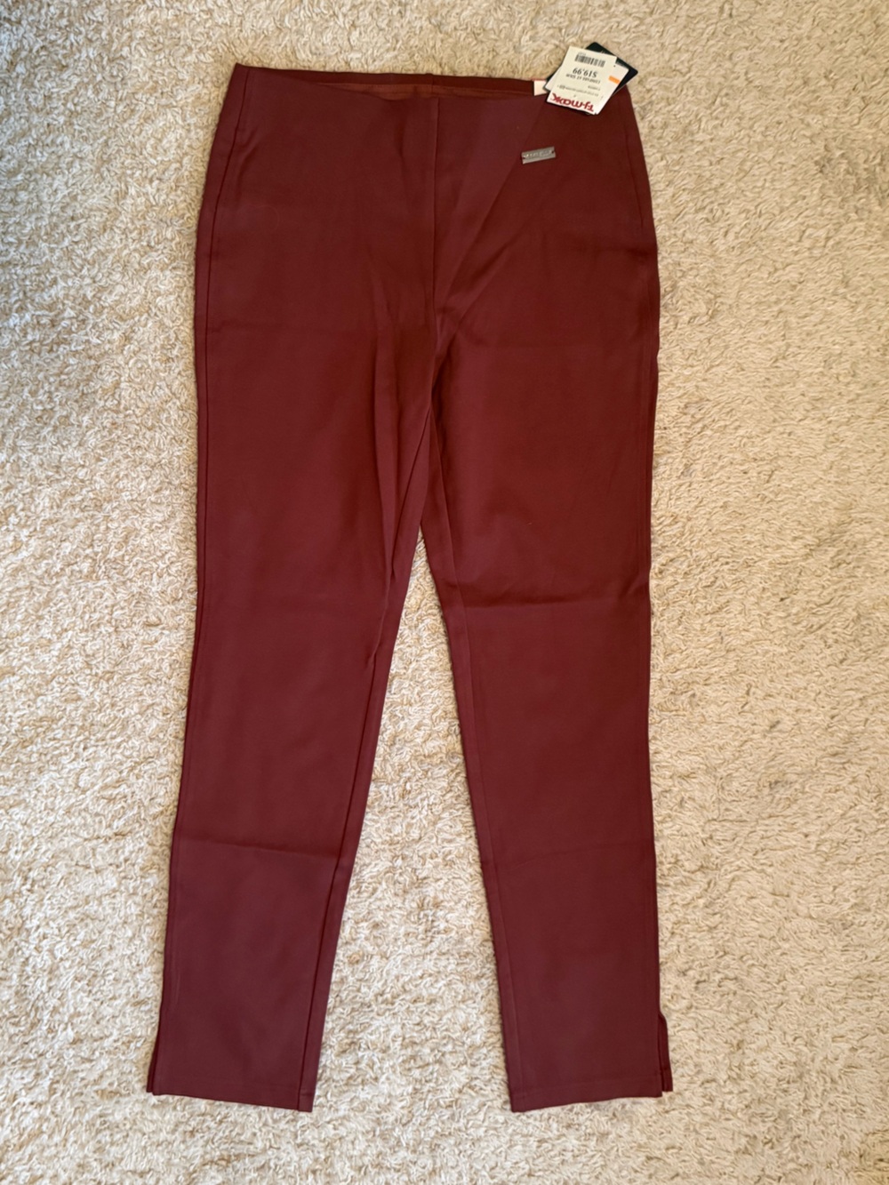 NWT Rafaella Burgundy Slim Leg Pull-On Stretch Pants Size Small